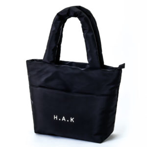 2019年12月発売ムック本H.A.K 2020 BAG BOOK付録のダウン風トートバッグ