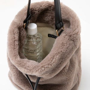 2020年12月発売ムック本COCO DEAL FUR DRAWSTRING BAG BOOK付録