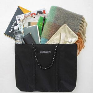 宝島社ムック本「BEAUTY&YOUTH UNITED ARROWS BIG TOTE BAG BOOK」付録