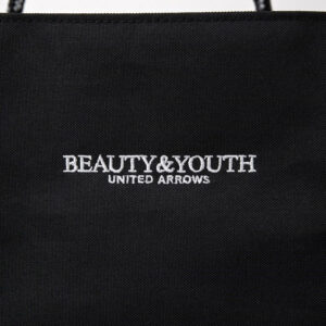 宝島社ムック本「BEAUTY&YOUTH UNITED ARROWS BIG TOTE BAG BOOK」付録拡大