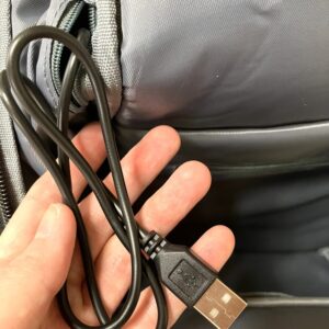 Ponbaby 27L ツインズ マザーズリュック USBコードの場所